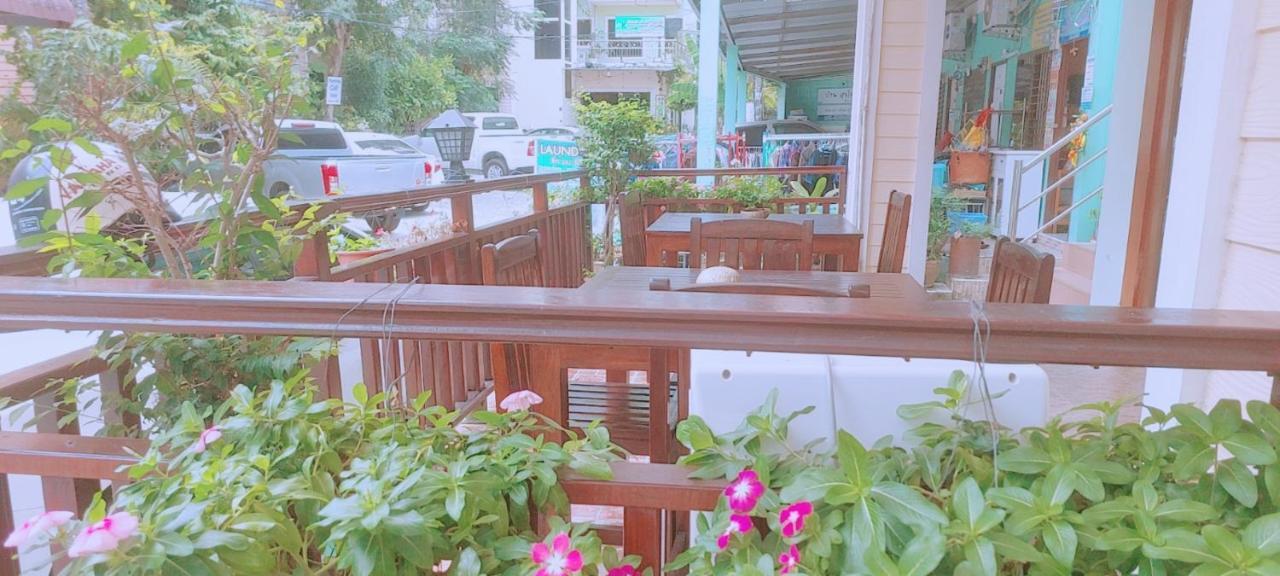 Ainny Residence Patong Kültér fotó